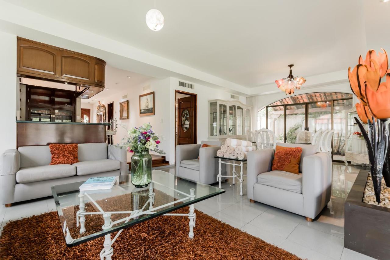 Elegant Lagoon Front Villa By Casa Paraiso Cancun Luaran gambar