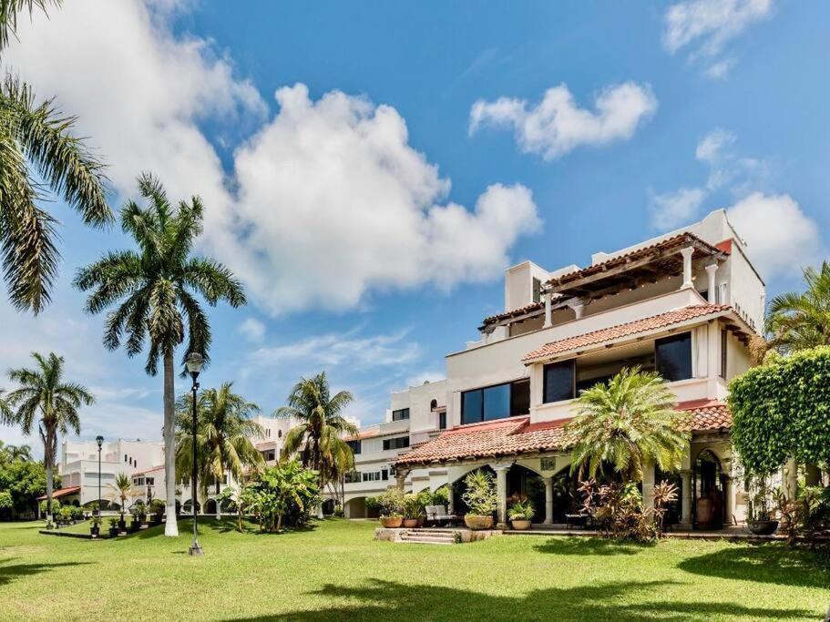 Elegant Lagoon Front Villa By Casa Paraiso Cancun Luaran gambar
