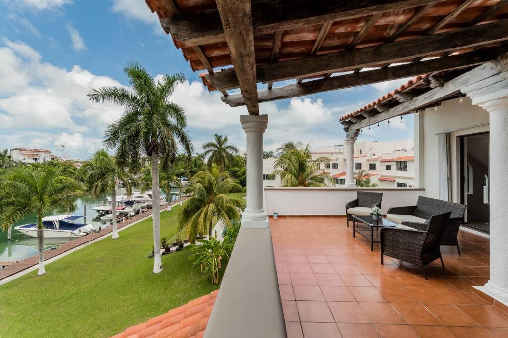 Elegant Lagoon Front Villa By Casa Paraiso Cancun Luaran gambar